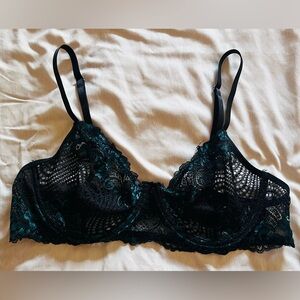 Black iridescent underwire bra